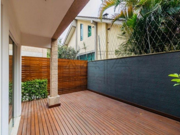 Imagem Imóvel com 3 Quartos à Venda, 300 m² em Morumbi - São Paulo Imagem Imóvel com 3 Quartos à Venda, 300 m² em Morumbi - São Paulo