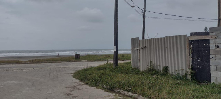 Imagem Terreno à Venda, 924 m² em Balneário Califórnia - Itanhaém Imagem Terreno à Venda, 924 m² em Balneário Califórnia - Itanhaém
