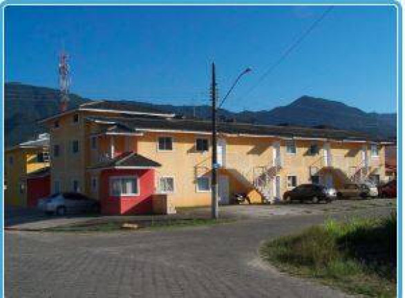 Imagem Casa com 2 Quartos à Venda, 56 m² em Massaguaçu - Caraguatatuba