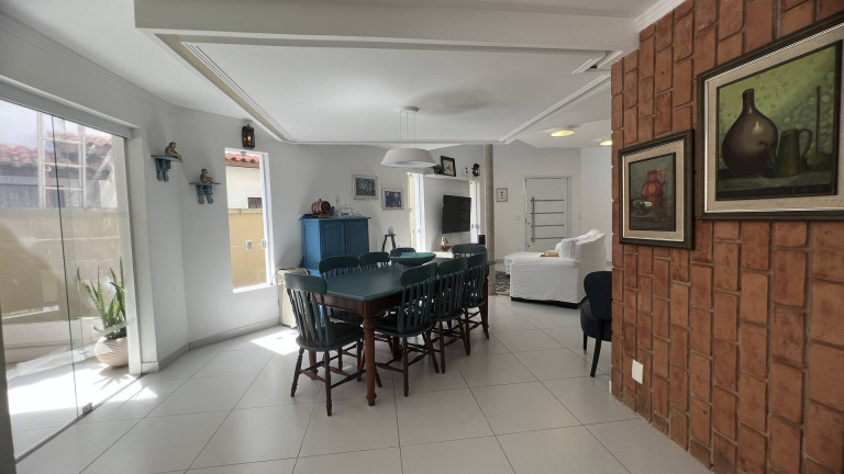 Imagem Casa com 4 Quartos à Venda, 245 m² em Riviera De São Lourenço - Bertioga Imagem Casa com 4 Quartos à Venda, 245 m² em Riviera De São Lourenço - Bertioga