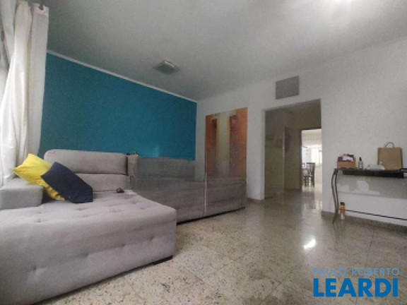 Imagem Sobrado com 3 Quartos à Venda, 237 m² em Jardim - Santo André