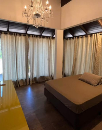 Imagem Casa com 3 Quartos para Alugar,  em Praia De Fora - Palhoça