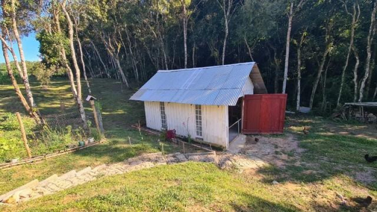 Imagem Imóvel com 3 Quartos à Venda, 32.600 m² em Colônia Retiro - Mandirituba