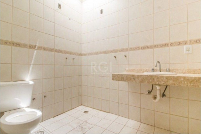Imagem Casa com 4 Quartos à Venda, 297 m² em Jardim Itu - Porto Alegre