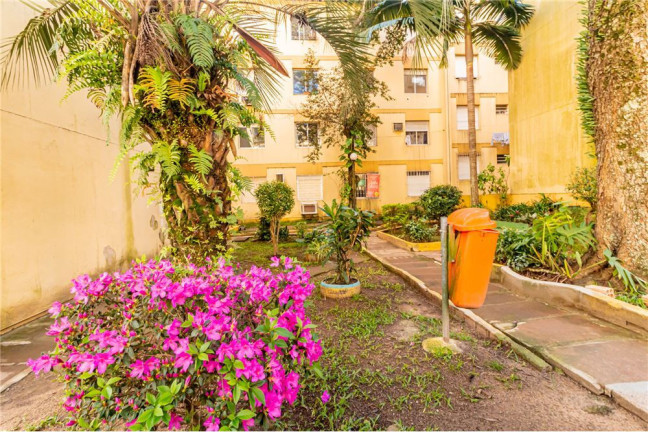 Imagem Imóvel com 2 Quartos à Venda, em Jardim Carvalho - Porto Alegre Imagem Imóvel com 2 Quartos à Venda, em Jardim Carvalho - Porto Alegre
