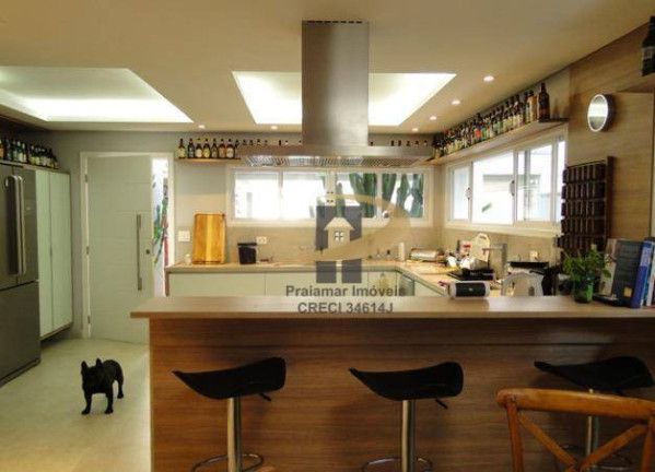 Imagem Sobrado com 3 Quartos à Venda, 346 m² em Gonzaga - Santos Imagem Sobrado com 3 Quartos à Venda, 346 m² em Gonzaga - Santos