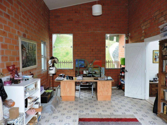Imagem Casa com 4 Quartos à Venda, 205 m² em Parque Das Artes - Embu Das Artes