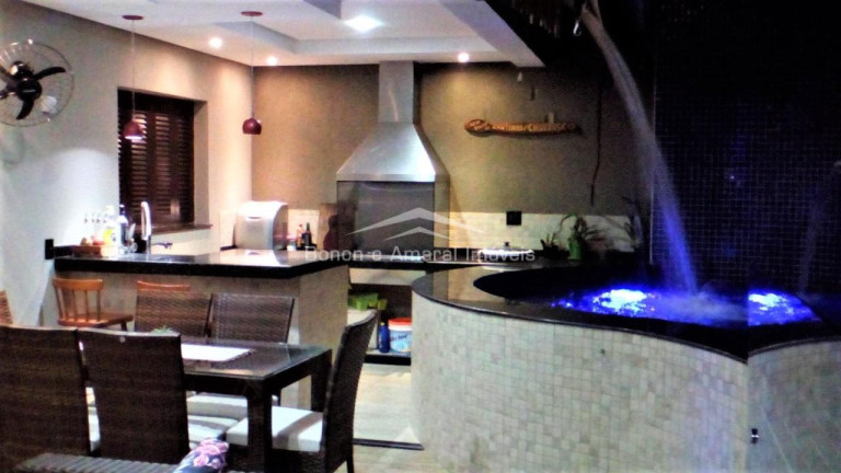 Imagem Casa de Condomínio com 3 Quartos à Venda, 260 m² em Roncáglia - Valinhos