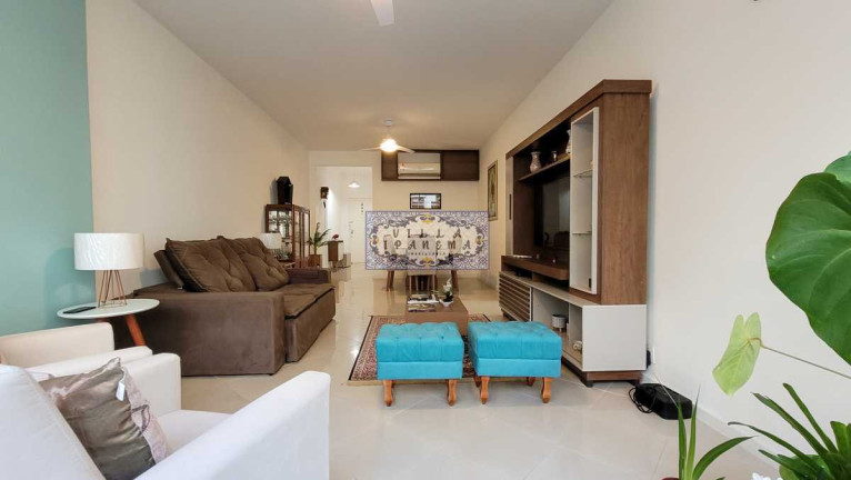 Imagem Apartamento com 3 Quartos à Venda, 133 m² em Copacabana - Rio De Janeiro