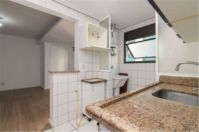 Imagem Imóvel com 1 Quarto à Venda,  em Petrópolis - Porto Alegre