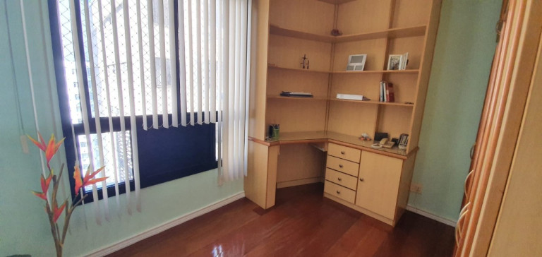 Imagem Apartamento com 4 Quartos à Venda, 150 m² em Icaraí - Niterói