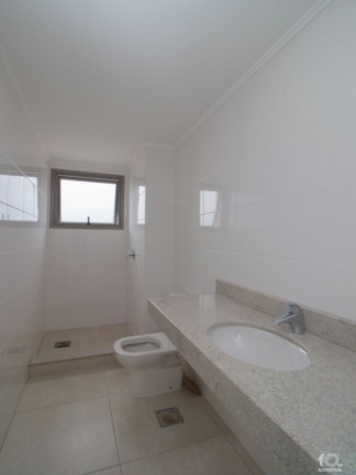 Imagem Imóvel com 3 Quartos à Venda, 211 m² em Menino Deus - Porto Alegre Imagem Imóvel com 3 Quartos à Venda, 211 m² em Menino Deus - Porto Alegre