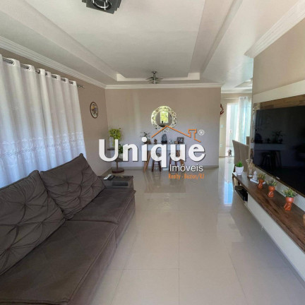 Imagem Casa com 3 Quartos à Venda, 230 m² em Fluminense - São Pedro Da Aldeia