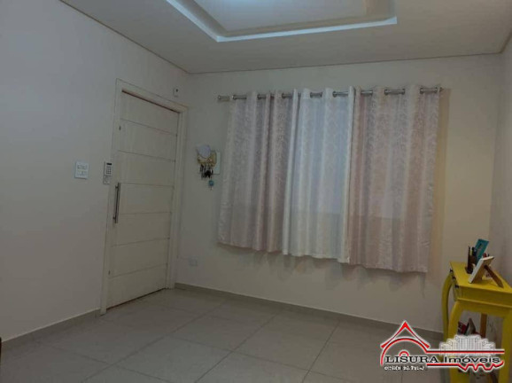 Imagem Casa com 3 Quartos à Venda, 110 m² em Centro - Jacareí