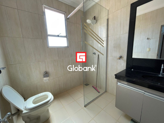 Imagem Casa com 5 Quartos para Alugar, em Centro - Montes Claros Imagem Casa com 5 Quartos para Alugar, em Centro - Montes Claros