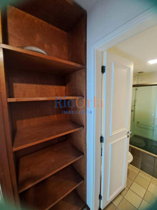 Imagem Apartamento com 4 Quartos à Venda, 148 m² em Barra Da Tijuca - Rio De Janeiro