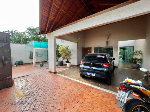 Imagem Casa com 3 Quartos à Venda, 245 m² em Carandá Bosque - Campo Grande Imagem Casa com 3 Quartos à Venda, 245 m² em Carandá Bosque - Campo Grande