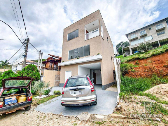 Imagem Casa com 4 Quartos à Venda, 216 m² em Albuquerque - Teresópolis Imagem Casa com 4 Quartos à Venda, 216 m² em Albuquerque - Teresópolis