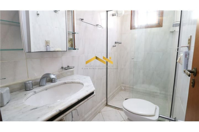 Imagem Casa com 3 Quartos à Venda, 181 m² em Jardim Aeroporto - São Paulo Imagem Casa com 3 Quartos à Venda, 181 m² em Jardim Aeroporto - São Paulo