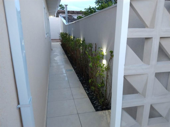 Imagem Casa com 3 Quartos à Venda, 145 m² em Balneario Florida - Praia Grande Imagem Casa com 3 Quartos à Venda, 145 m² em Balneario Florida - Praia Grande