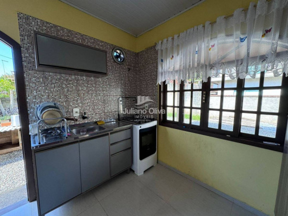 Imagem Casa com 2 Quartos à Venda, 60 m² em Barra Do Sai - Itapoá Imagem Casa com 2 Quartos à Venda, 60 m² em Barra Do Sai - Itapoá