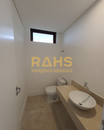 Imagem Casa com 3 Quartos à Venda, 300 m² em América - Joinville Imagem Casa com 3 Quartos à Venda, 300 m² em América - Joinville