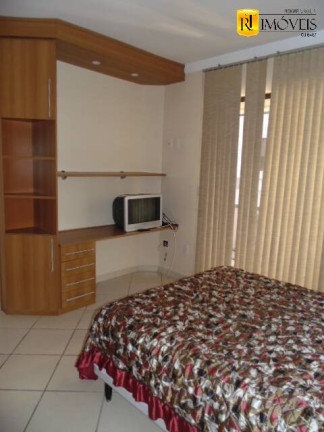 Imagem Apartamento com 3 Quartos à Venda, 140 m² em Algodoal - Cabo Frio