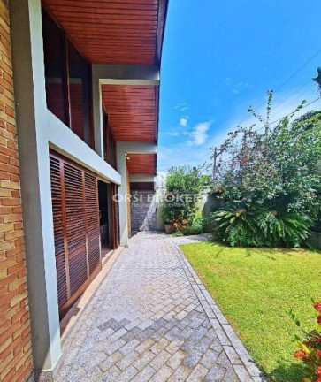 Imagem Casa com 5 Quartos à Venda, 230 m² em Jardim Virgínia - Guarujá Imagem Casa com 5 Quartos à Venda, 230 m² em Jardim Virgínia - Guarujá