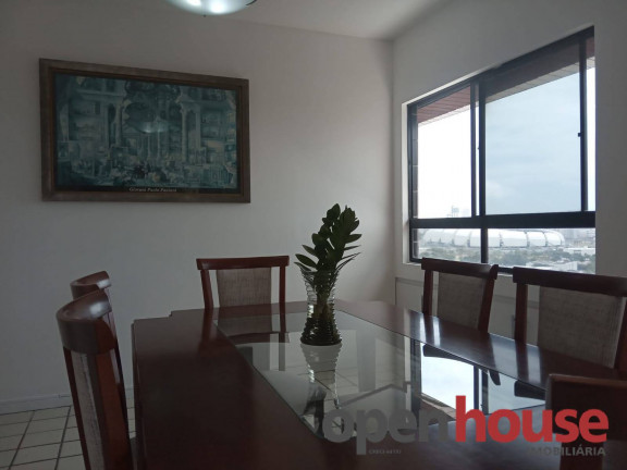 Apartamento com 3 Quartos à Venda, 186 m² em Candelária - Natal
