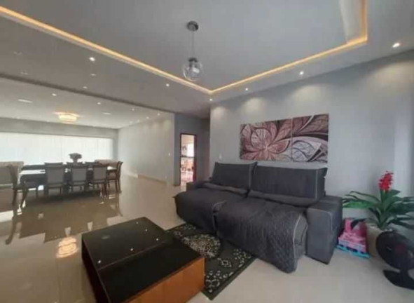 Imagem Casa com 5 Quartos à Venda, 700 m² em Parque A Equitativa - Duque De Caxias