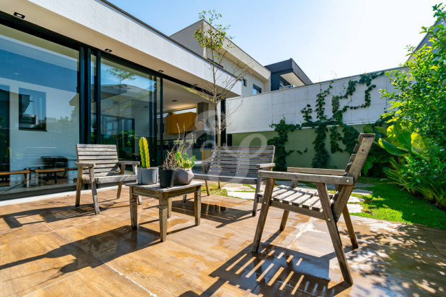 Imagem Casa de Condomínio com 3 Quartos à Venda, 260 m² em Cidade Tamboré - Santana De Parnaíba Imagem Casa de Condomínio com 3 Quartos à Venda, 260 m² em Cidade Tamboré - Santana De Parnaíba