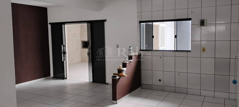 Imagem Sobrado com 2 Quartos à Venda, 220 m² em Cordeiros - Itajaí Imagem Sobrado com 2 Quartos à Venda, 220 m² em Cordeiros - Itajaí