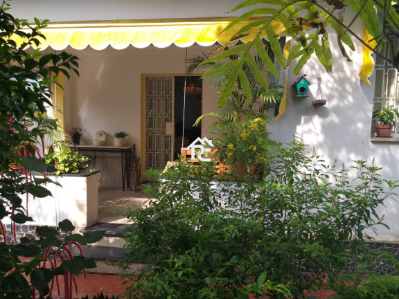 Casa com 4 Quartos à Venda, 340 m² em São Francisco - Niterói
