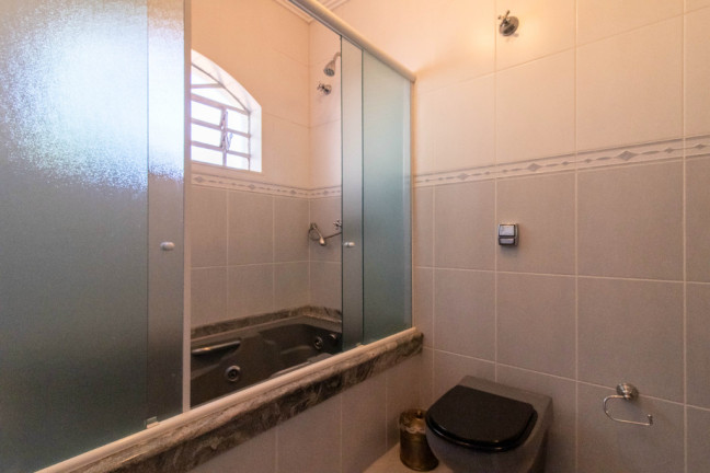 Imagem Casa com 3 Quartos à Venda, 331 m² em Vila Galvão - Guarulhos Imagem Casa com 3 Quartos à Venda, 331 m² em Vila Galvão - Guarulhos
