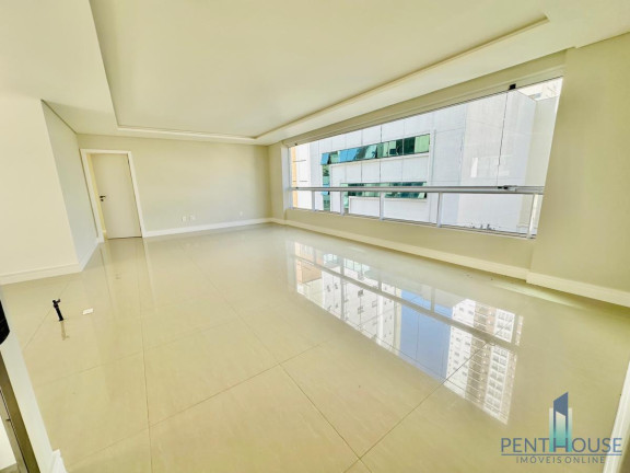 Apartamento com 3 Quartos à Venda, 251 m² em Centro - Balneário Camboriú