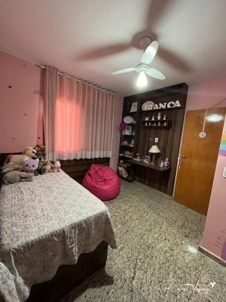 Imagem Casa com 3 Quartos à Venda, 200 m² em Sítios Santa Luzia - Aparecida De Goiânia