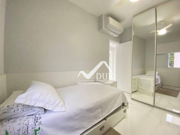 Imagem Apartamento com 2 Quartos à Venda, 150 m² em Marapé - Santos