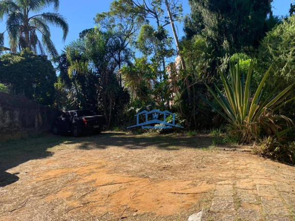Imagem Casa com 17 Quartos à Venda, 400 m² em Centro - Petrópolis Imagem Casa com 17 Quartos à Venda, 400 m² em Centro - Petrópolis