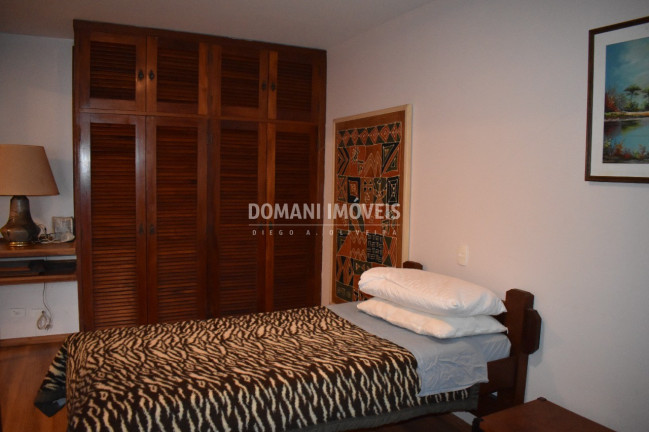 Imagem Casa com 6 Quartos à Venda, 430 m² em Região De Capivari - Campos Do Jordão