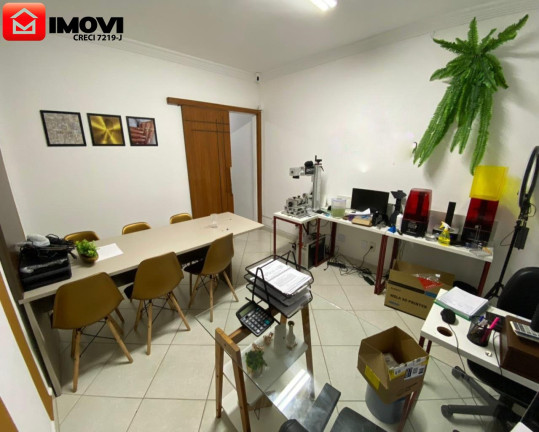Imóvel Comercial à Venda, 32 m² em Enseada Do Suá - Vitória