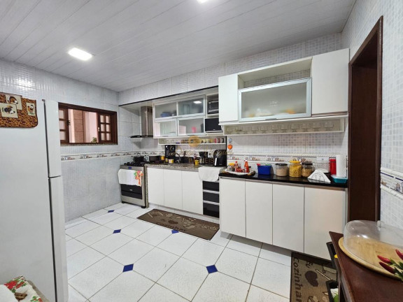Imagem Casa com 12 Quartos à Venda, 2.730 m² em São Pedro - Teresópolis