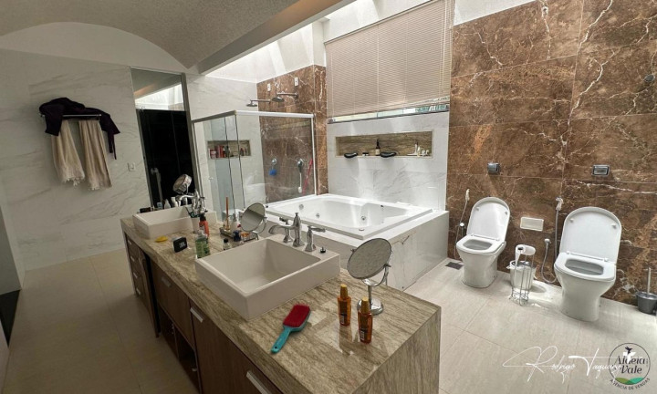 Imagem Sobrado com 7 Quartos à Venda, 400 m² em Residencial Aldeia Do Vale - Goiânia