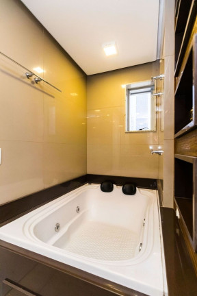 Imagem Apartamento com 2 Quartos à Venda, 77 m² em Petrópolis - Porto Alegre Imagem Apartamento com 2 Quartos à Venda, 77 m² em Petrópolis - Porto Alegre