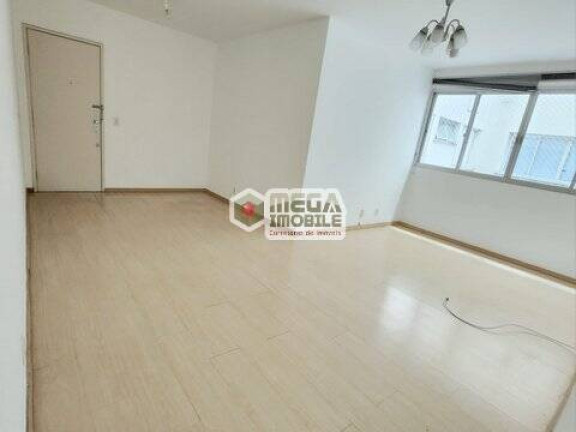 Apartamento com 2 Quartos à Venda, 69 m² em Centro - Florianópolis