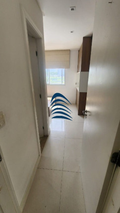 Imagem Imóvel com 4 Quartos à Venda, 109 m² em Imbuí - Salvador Imagem Imóvel com 4 Quartos à Venda, 109 m² em Imbuí - Salvador