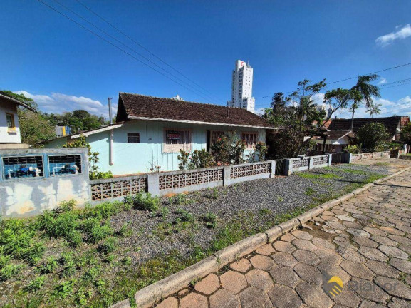 Casa com 3 Quartos à Venda, 77 m² em Itoupava Seca - Blumenau