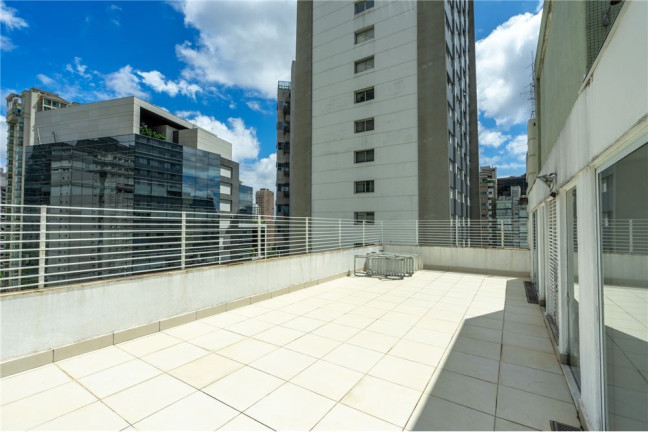 Imagem Apartamento com 3 Quartos à Venda, 130 m² em Itaim Bibi - São Paulo Imagem Apartamento com 3 Quartos à Venda, 130 m² em Itaim Bibi - São Paulo