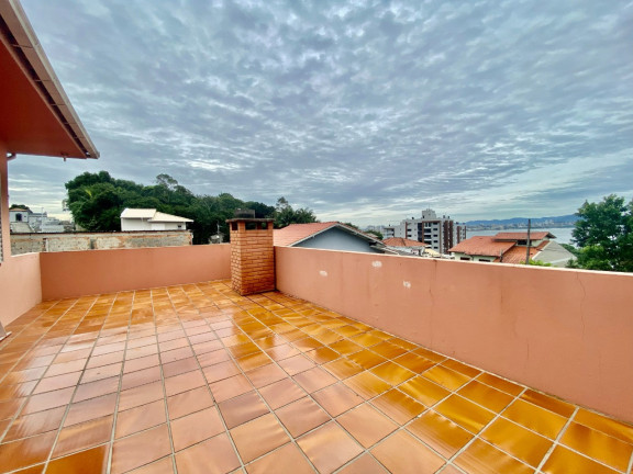Imagem Casa com 3 Quartos à Venda, 360 m² em Centro - São José