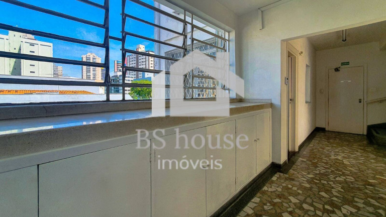 Imagem Sobrado com 8 Quartos para Alugar, 349 m² em Vila Bastos - Santo André