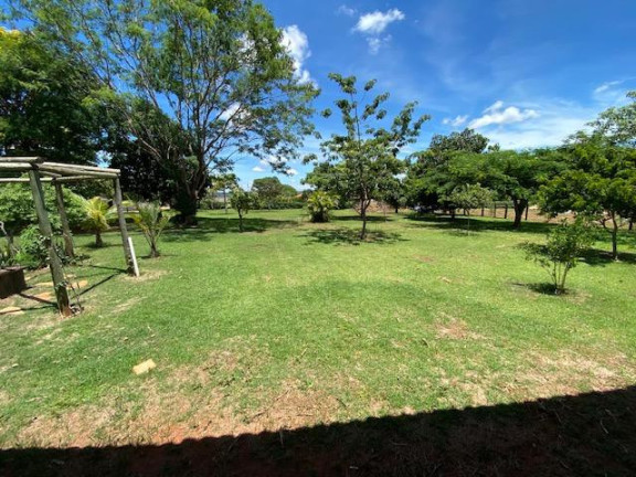 Imagem Chácara com 2 Quartos à Venda, 330 m² em Condomínio Miraflores - Hidrolândia Imagem Chácara com 2 Quartos à Venda, 330 m² em Condomínio Miraflores - Hidrolândia